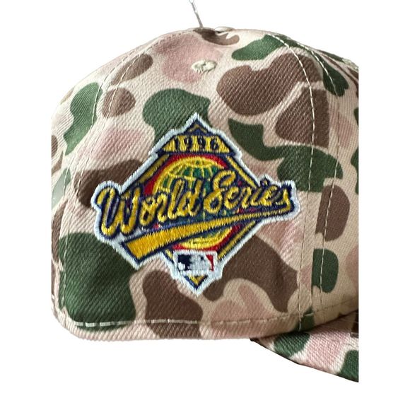 New York Yankees Duck Camo 1996 World Series Patch Fitted Hat - Picture 3 of 5